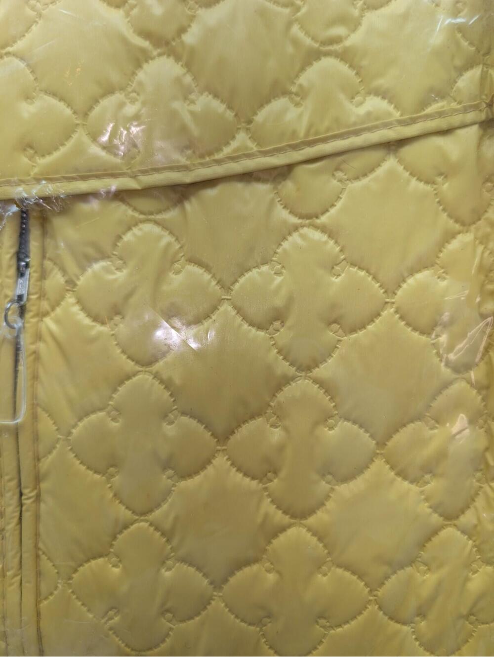 Vintage Clopay Quilted Yellow 8 Suit Bag Hanging Closet Organizer Storage - Picture 9 of 10